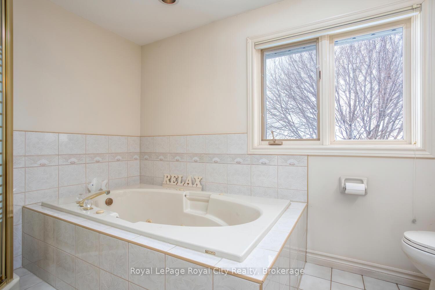 Photo 1 of 30 Cherrywood Drive, Guelph, Willow West/Sugarbush/West Acres — HOMEH