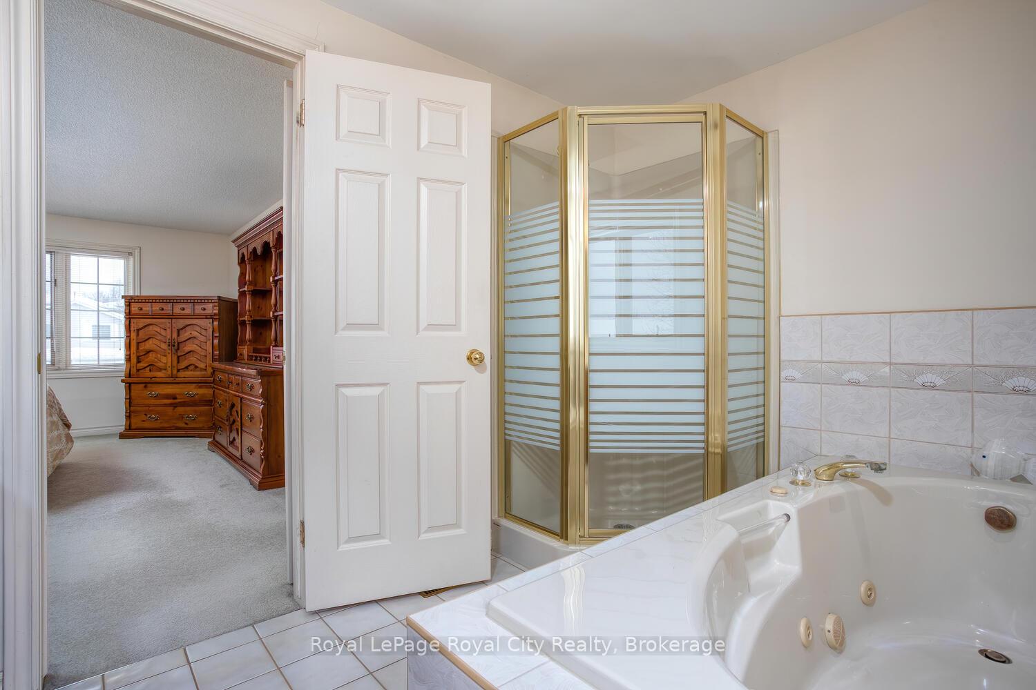Photo 2 of 30 Cherrywood Drive, Guelph, Willow West/Sugarbush/West Acres — HOMEH