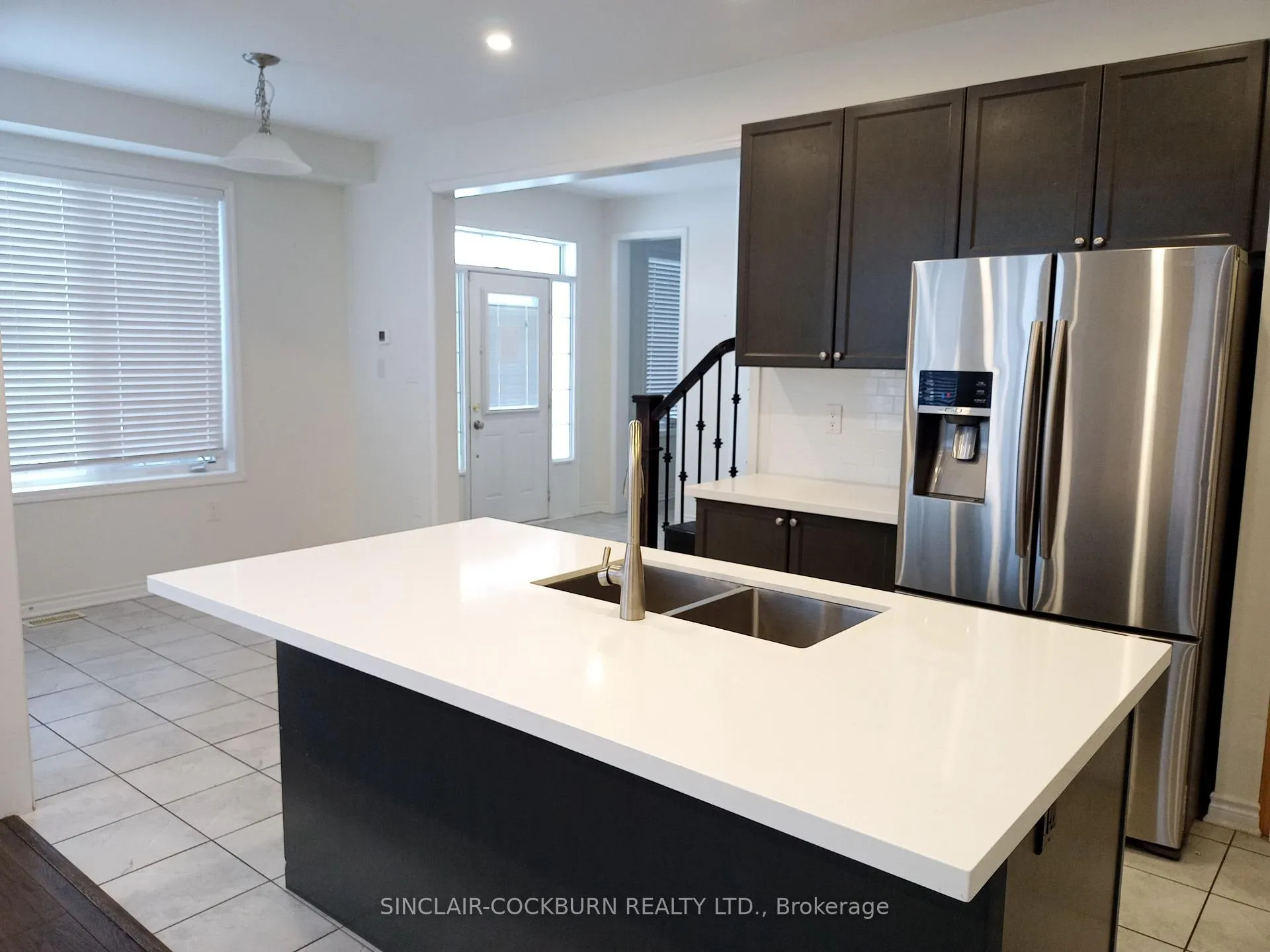 Photo 5 of 4 Redfern Street, Brampton, Northwest Brampton — HOMEH
