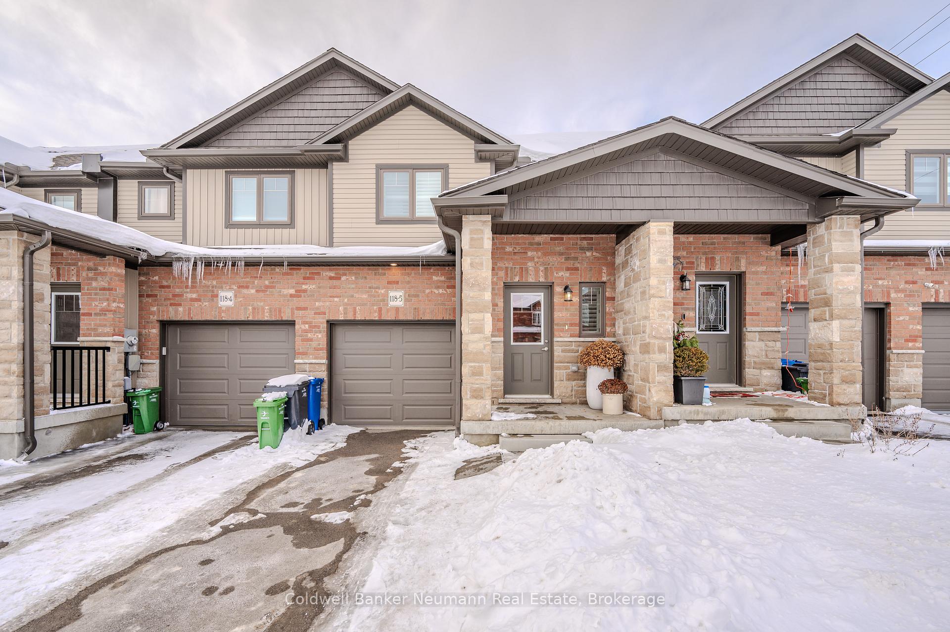 Photo 1 of Unit 5, 118 Simmonds Drive, Guelph, Victoria North — HOMEH