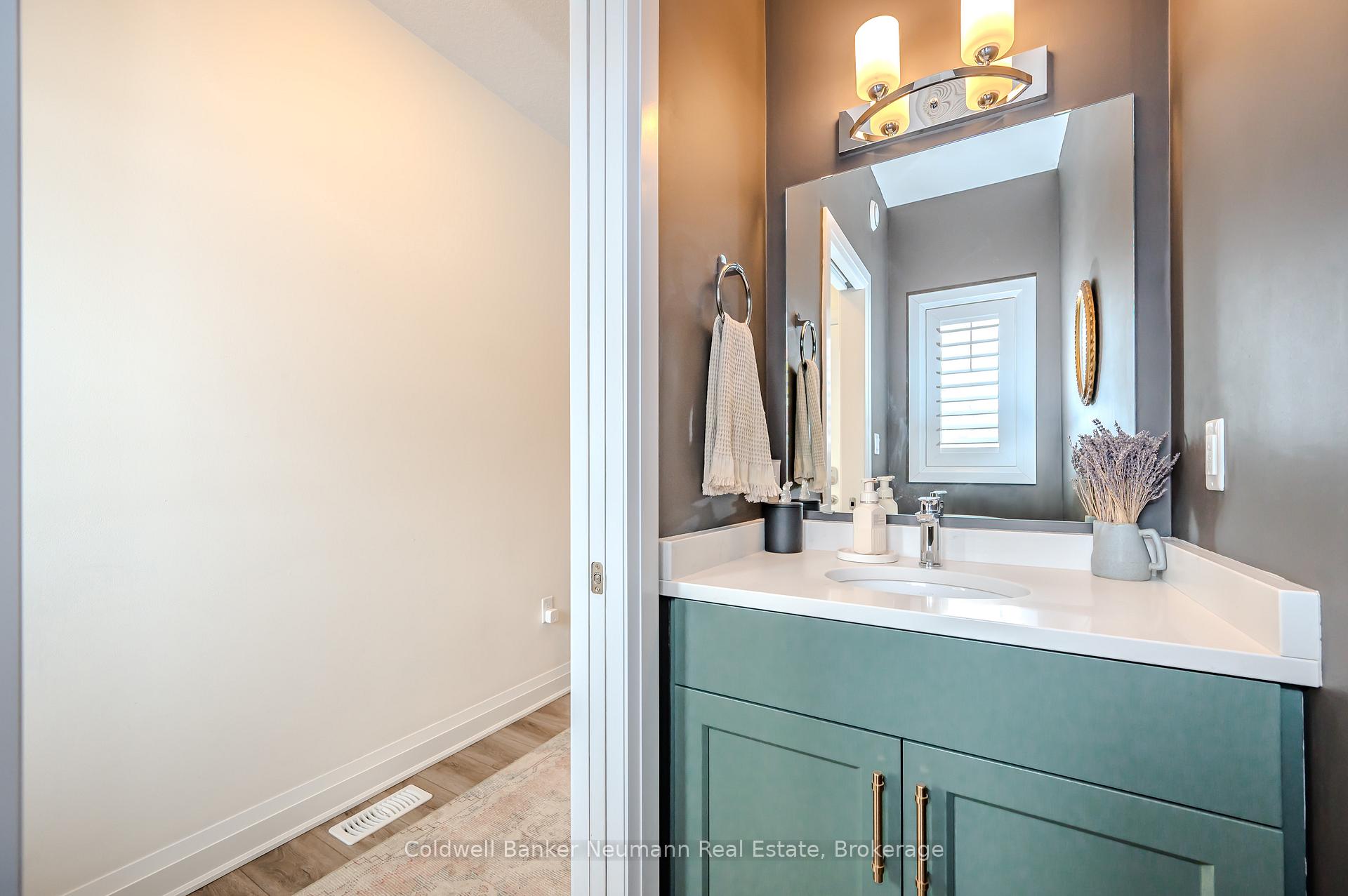 Photo 17 of Unit 5, 118 Simmonds Drive, Guelph, Victoria North — HOMEH