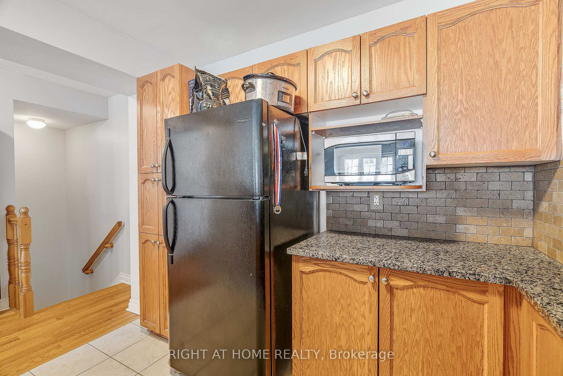 Photo 17 of 134 Fordham Private, Ottawa, Central Park — HOMEH