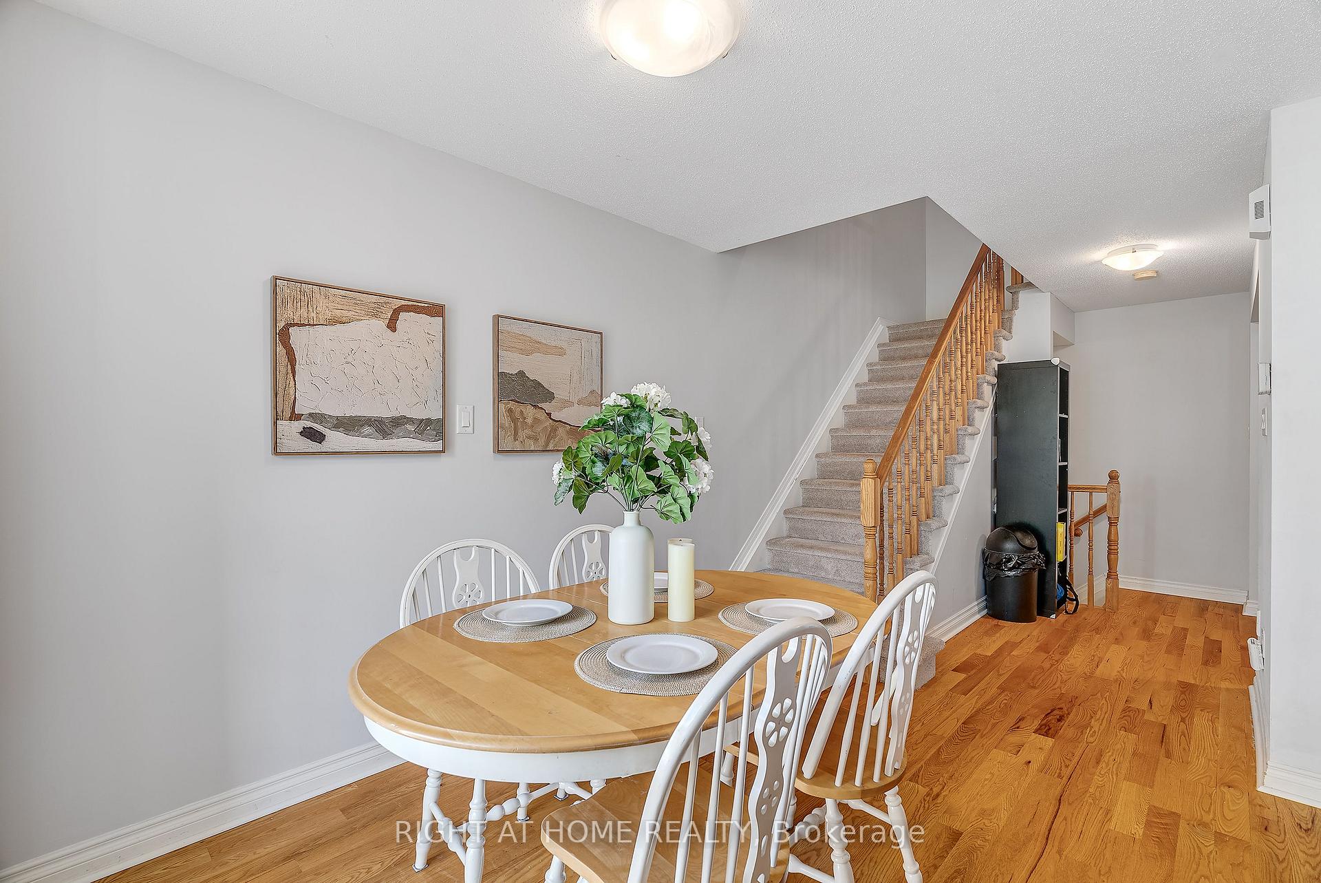 Photo 18 of 134 Fordham Private, Ottawa, Central Park — HOMEH