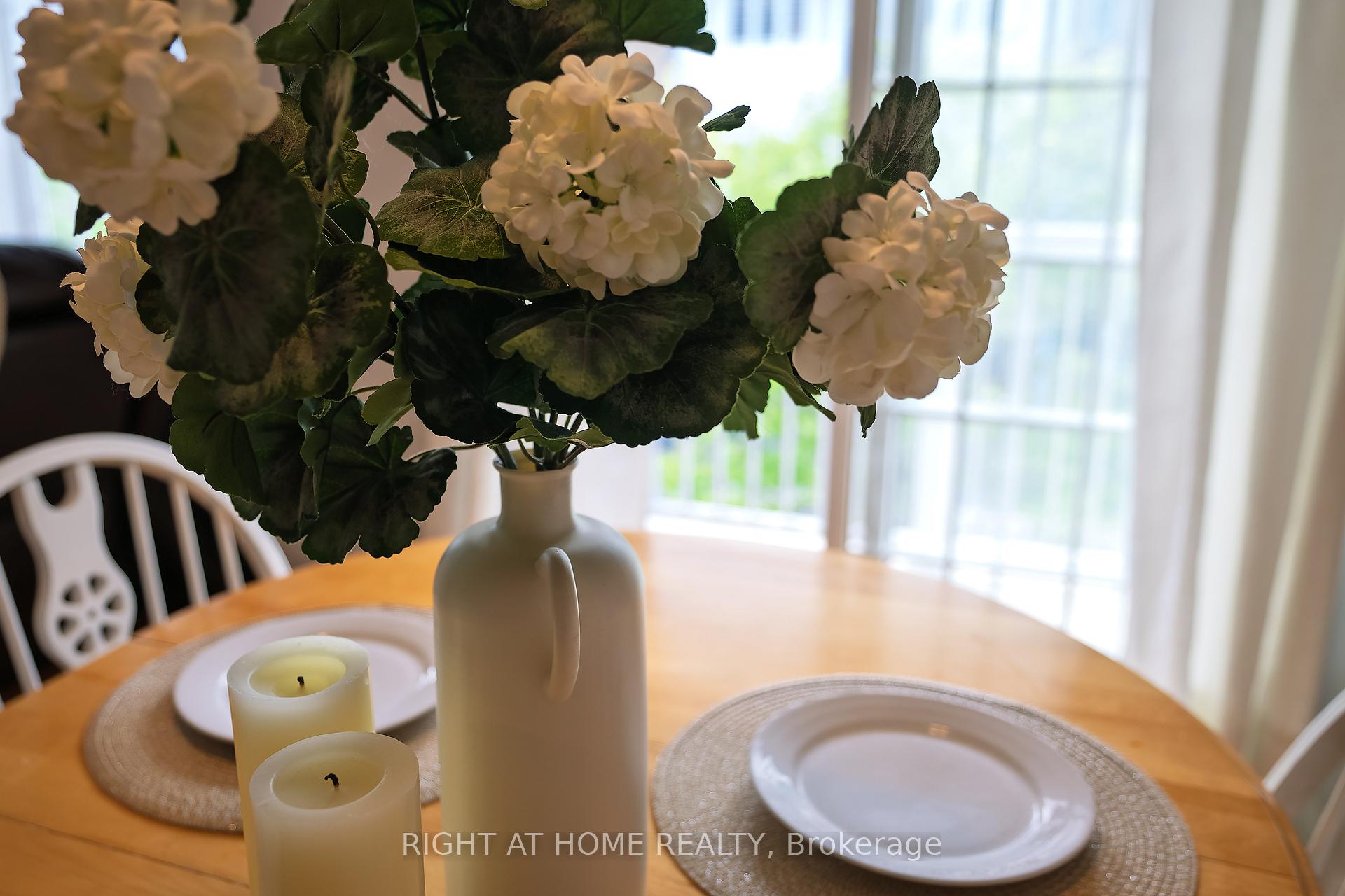 Photo 16 of 134 Fordham Private, Ottawa, Central Park — HOMEH