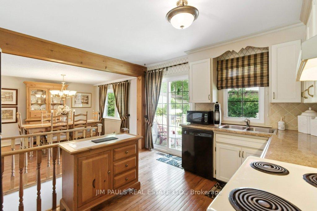 Photo 13 of 207 Broker Drive, Hamilton, Huntington — HOMEH