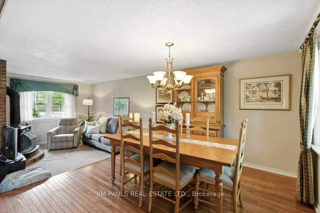 Photo 17 of 207 Broker Drive, Hamilton, Huntington — HOMEH
