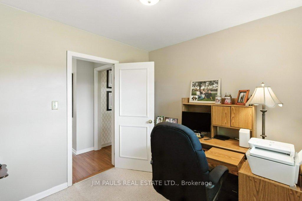 Photo 25 of 207 Broker Drive, Hamilton, Huntington — HOMEH