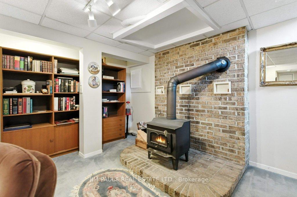 Photo 34 of 207 Broker Drive, Hamilton, Huntington — HOMEH