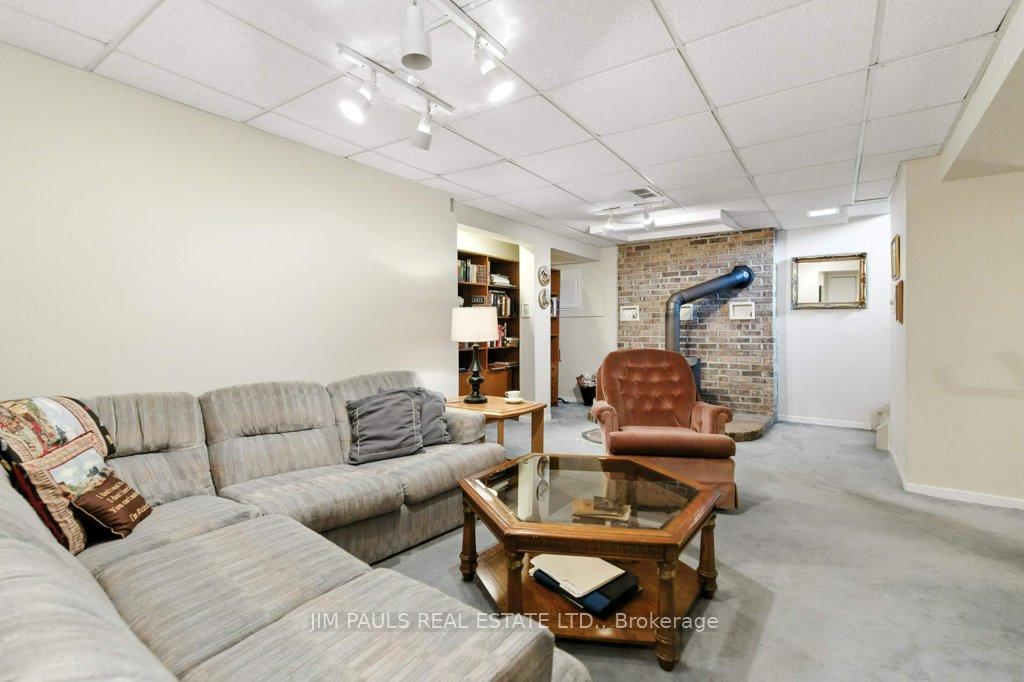 Photo 38 of 207 Broker Drive, Hamilton, Huntington — HOMEH