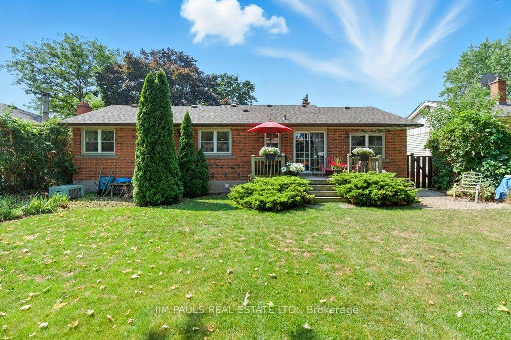 Photo 40 of 207 Broker Drive, Hamilton, Huntington — HOMEH