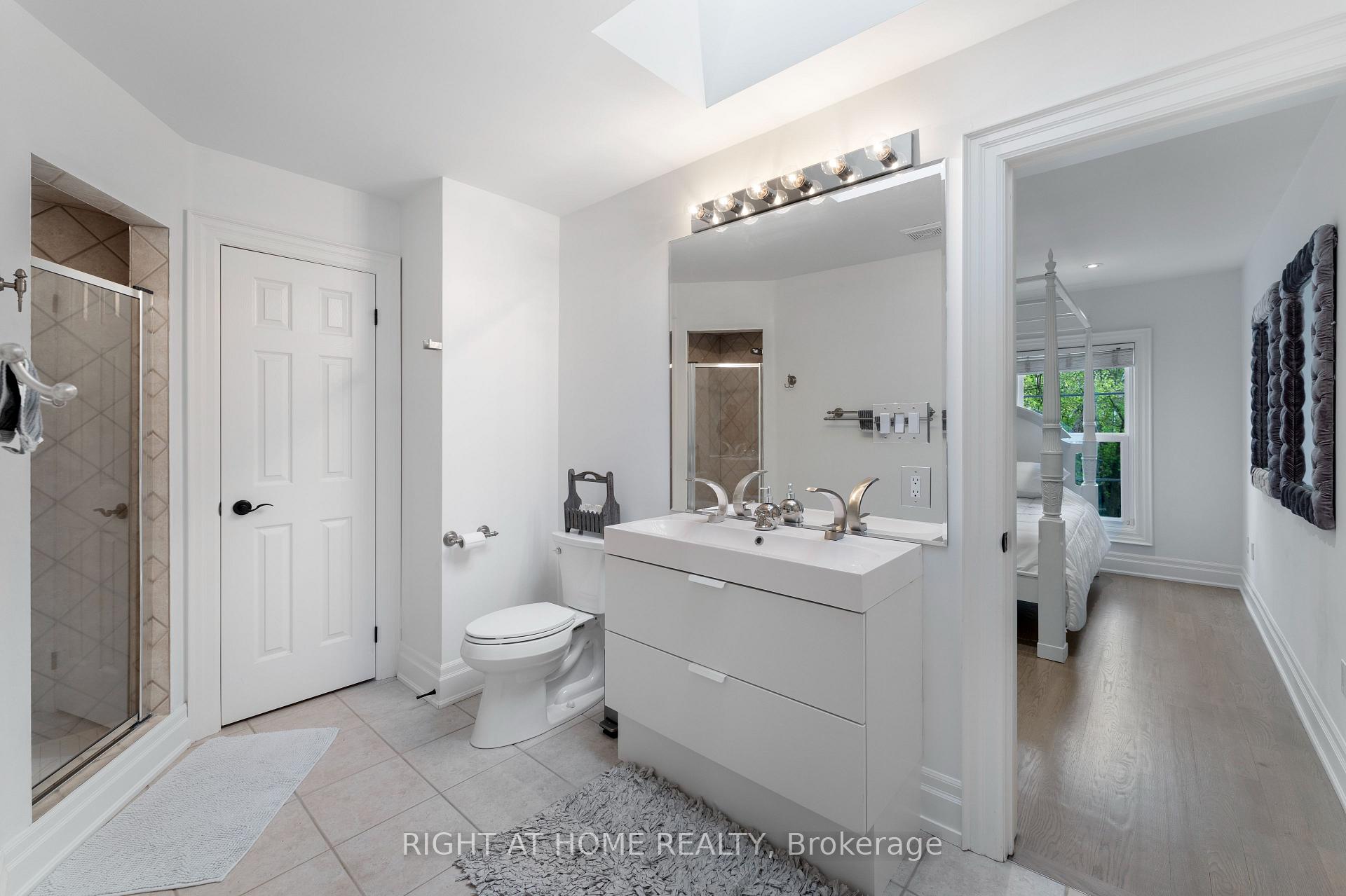 Photo 16 of 100 Willis Drive, Aurora, Aurora Highlands — HOMEH