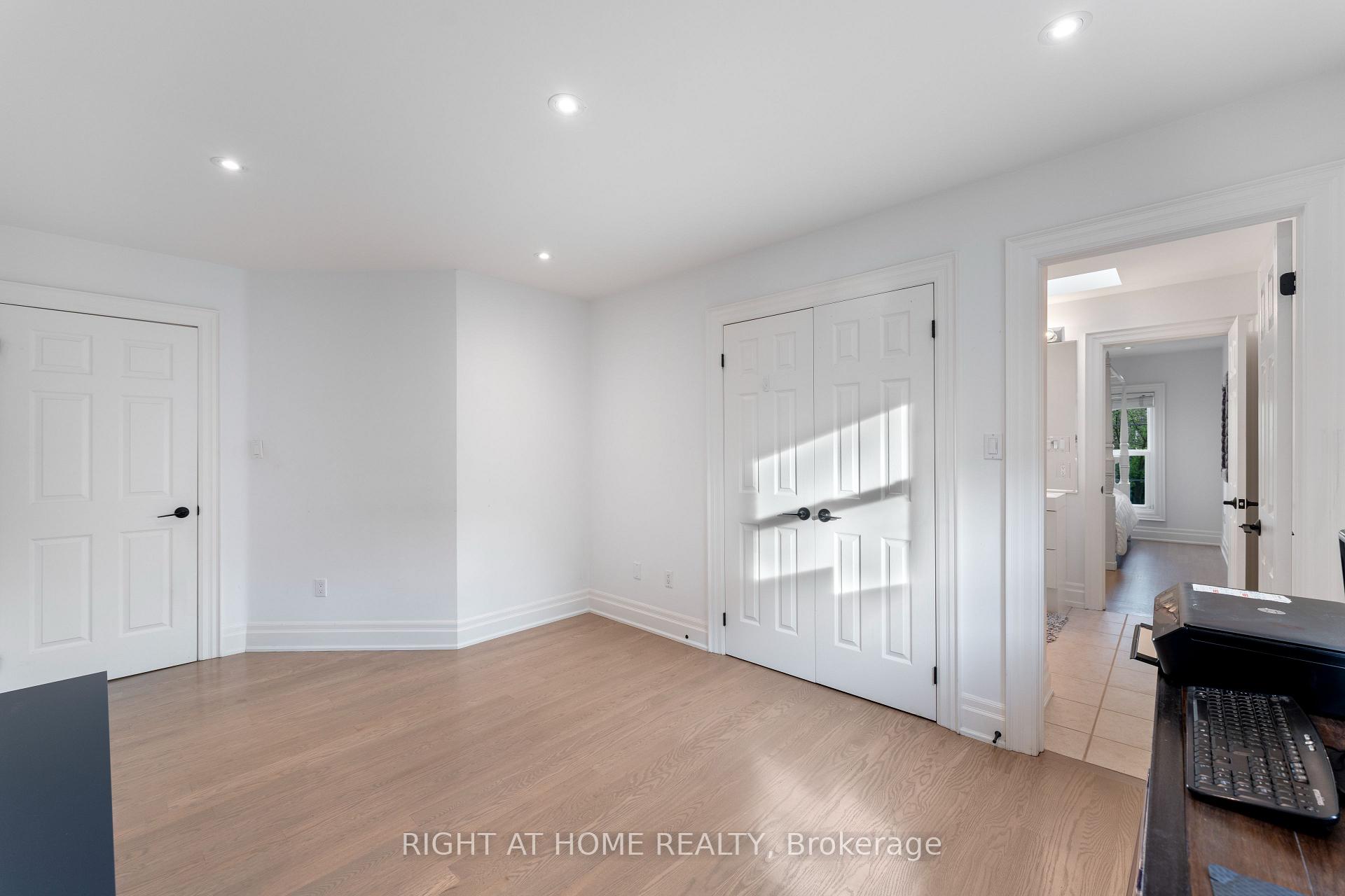 Photo 18 of 100 Willis Drive, Aurora, Aurora Highlands — HOMEH