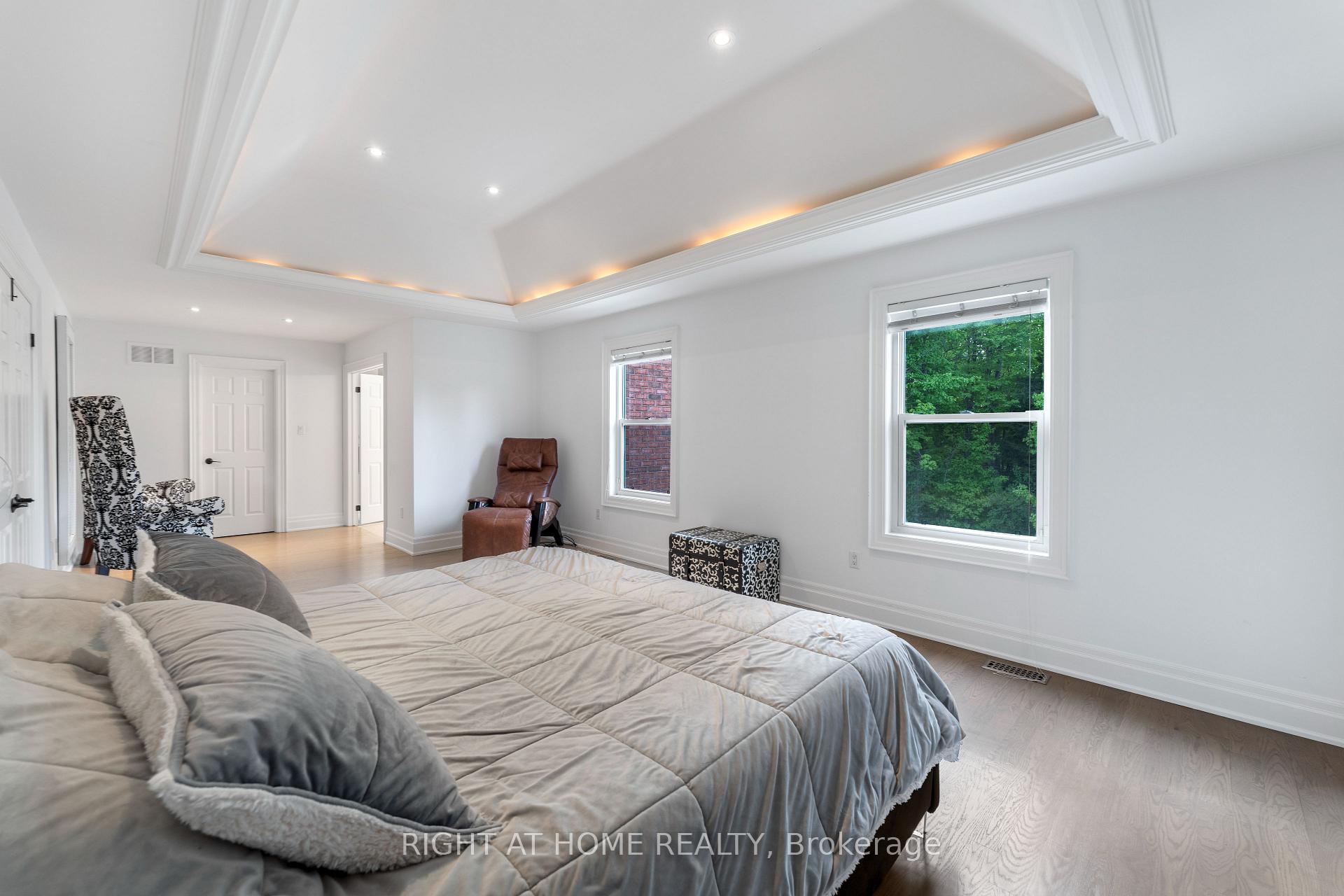 Photo 17 of 100 Willis Drive, Aurora, Aurora Highlands — HOMEH
