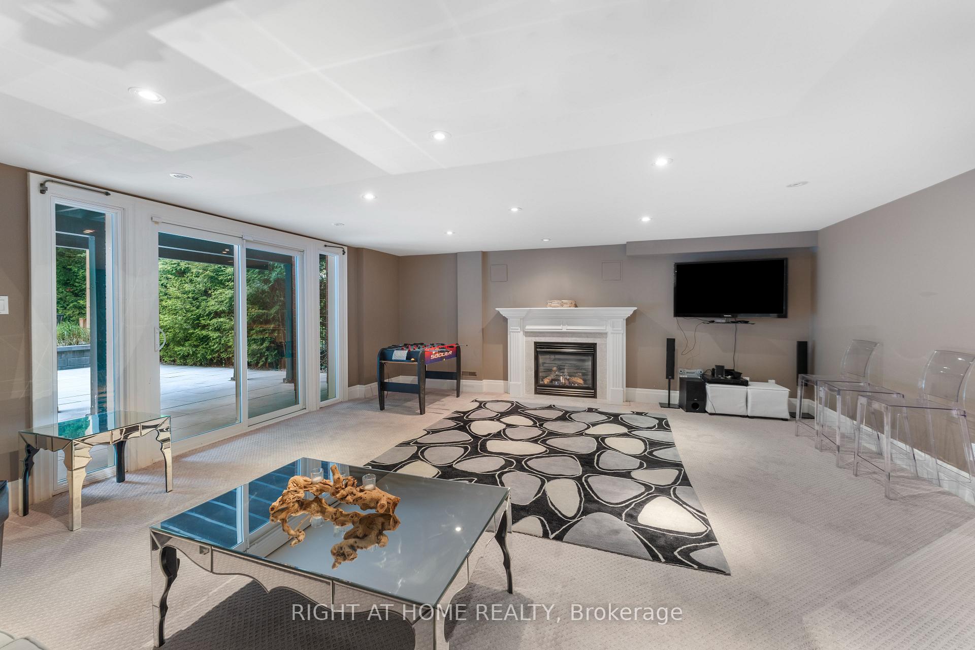 Photo 23 of 100 Willis Drive, Aurora, Aurora Highlands — HOMEH