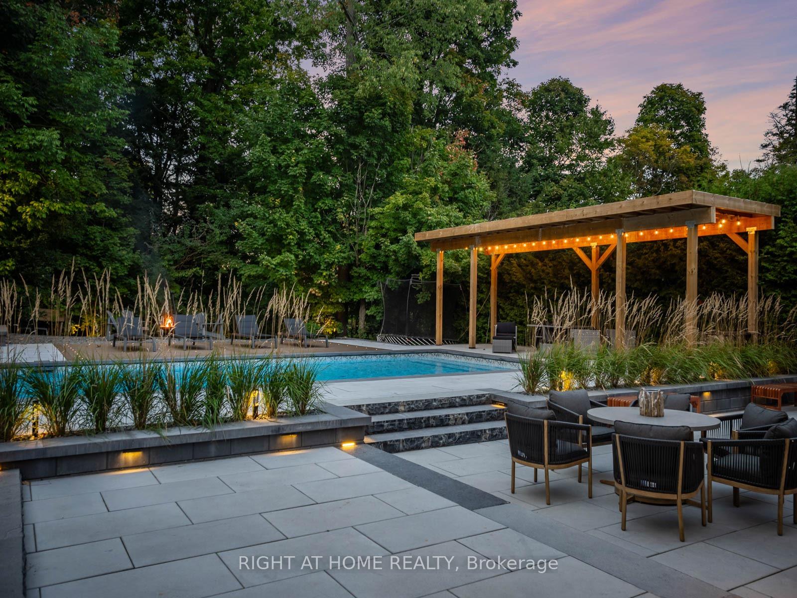 Photo 22 of 100 Willis Drive, Aurora, Aurora Highlands — HOMEH
