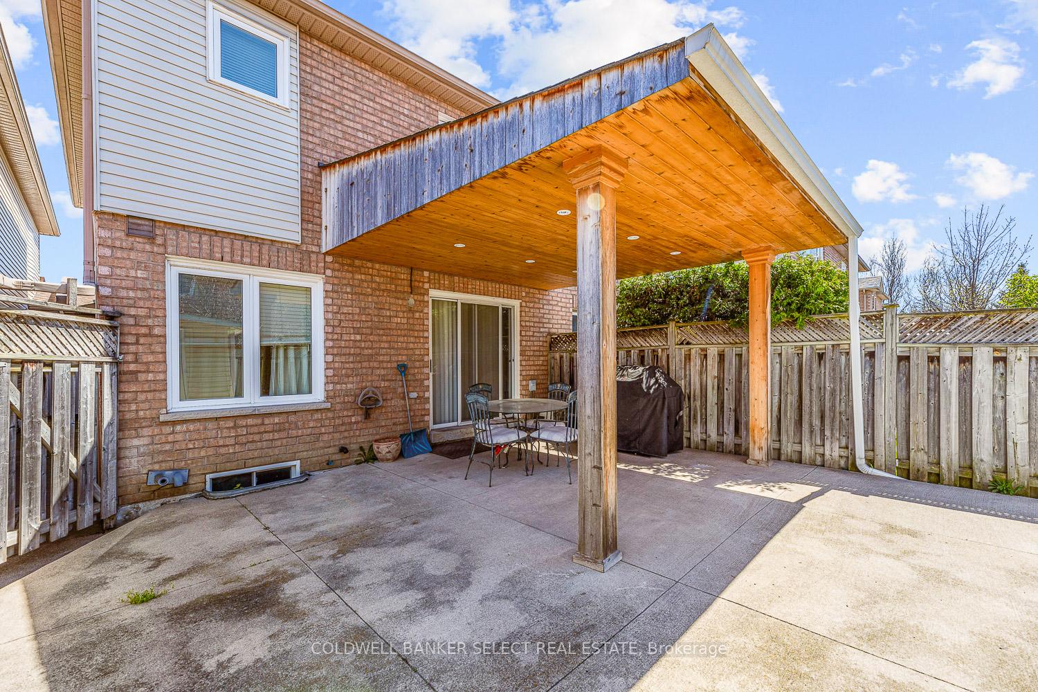 Photo 39 of 54 Hanton Crescent, Caledon, Bolton East — HOMEH