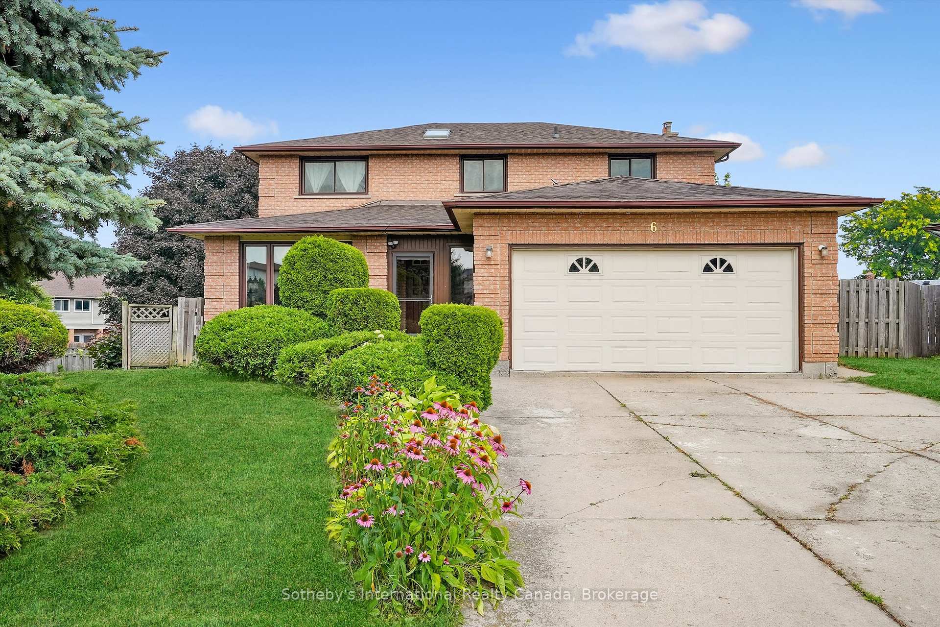 Photo 1 of 6 Windstar Place, Hamilton, Gurnett — HOMEH
