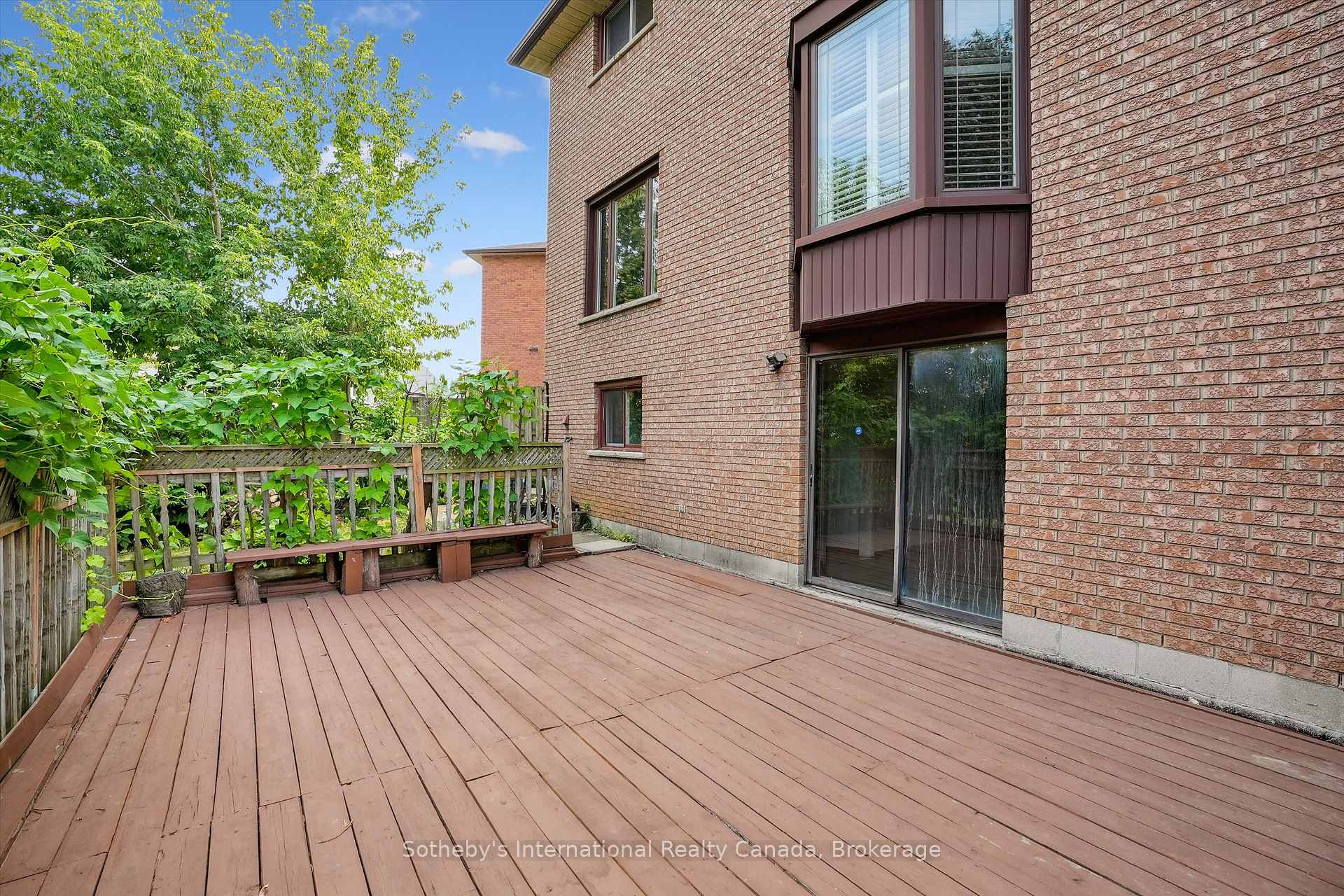 Photo 36 of 6 Windstar Place, Hamilton, Gurnett — HOMEH