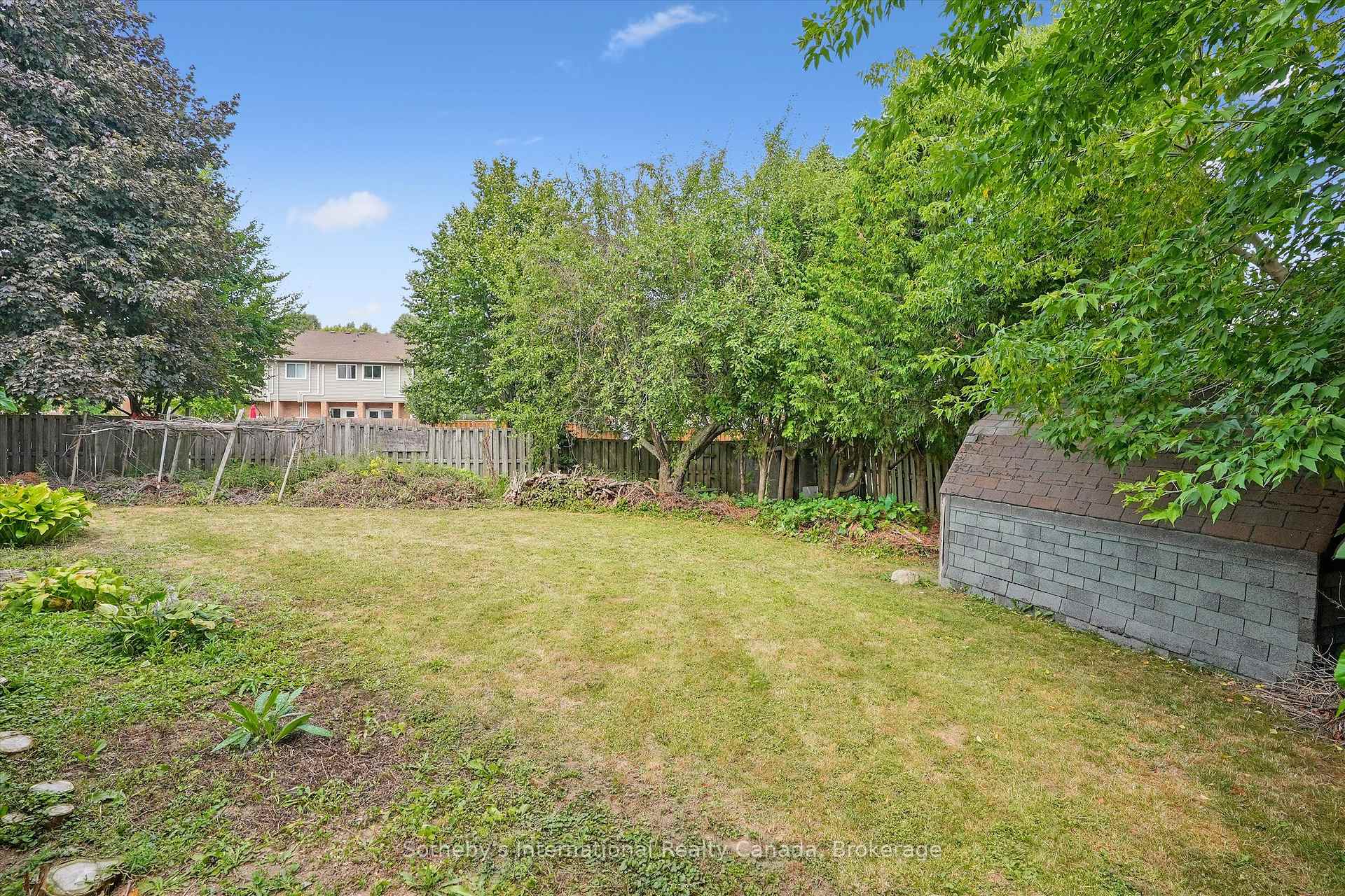 Photo 40 of 6 Windstar Place, Hamilton, Gurnett — HOMEH