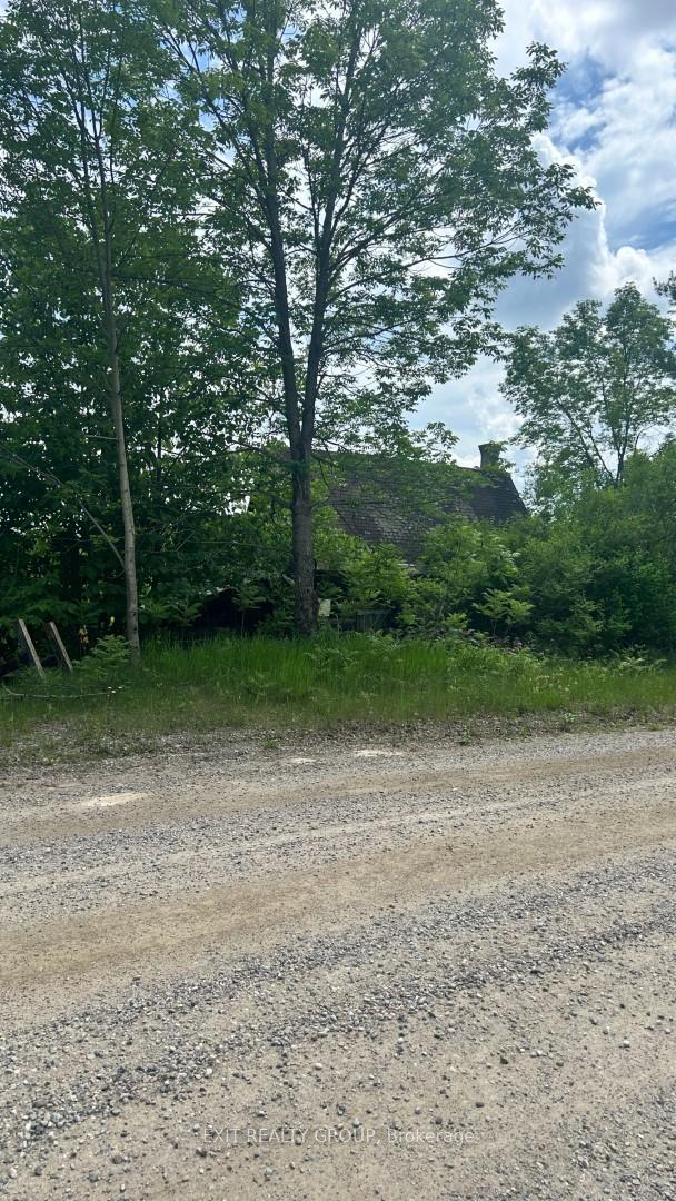 Photo 16 of 1989 Elm Tree Road, Frontenac, Frontenac Centre — HOMEH