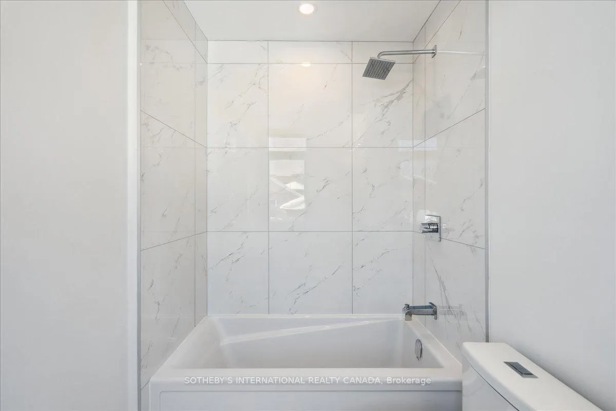 Photo 12 of 683 Melbourne Avenue, Ottawa, Laurentianview — HOMEH