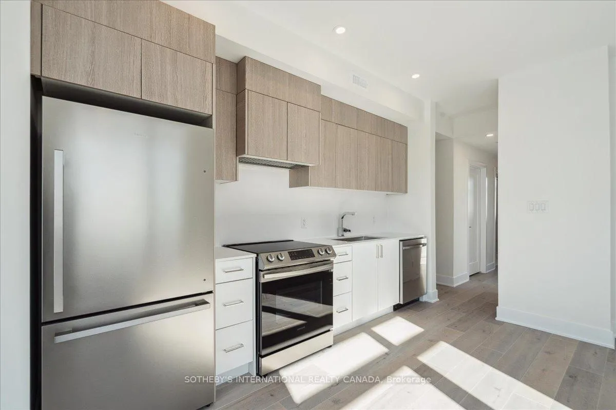 Photo 22 of 683 Melbourne Avenue, Ottawa, Laurentianview — HOMEH