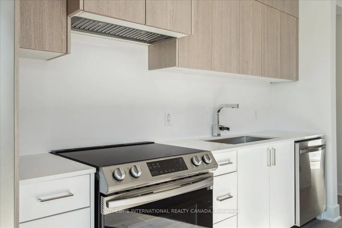 Photo 23 of 683 Melbourne Avenue, Ottawa, Laurentianview — HOMEH