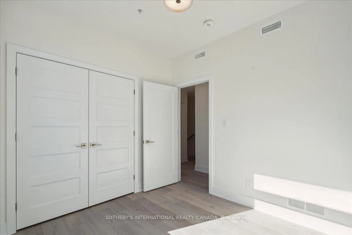 Photo 30 of 683 Melbourne Avenue, Ottawa, Laurentianview — HOMEH