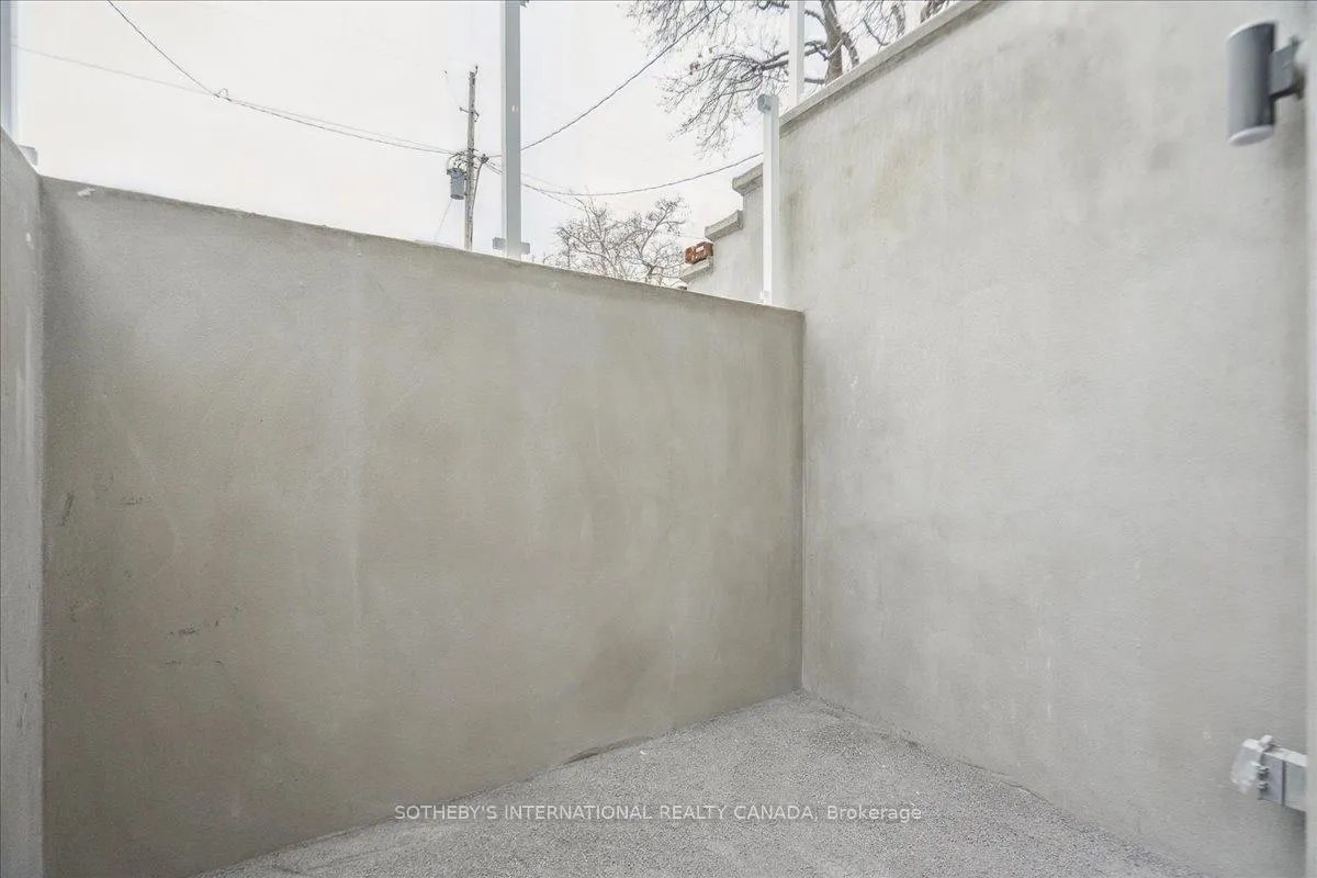 Photo 37 of 683 Melbourne Avenue, Ottawa, Laurentianview — HOMEH