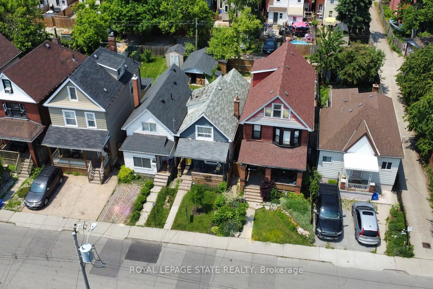 Photo 2 of 61 Chestnut Avenue, Hamilton, Gibson — HOMEH