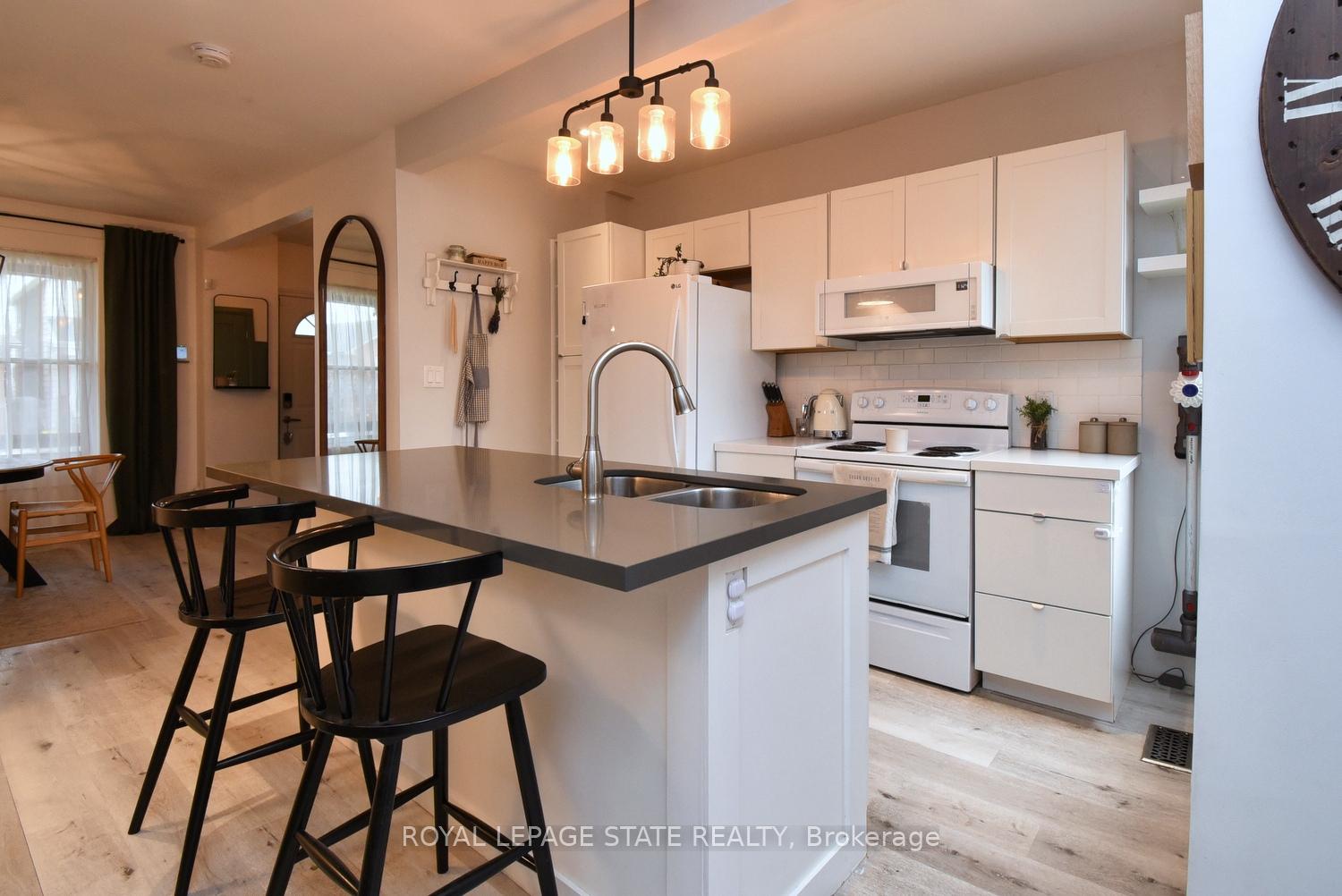 Photo 24 of 61 Chestnut Avenue, Hamilton, Gibson — HOMEH