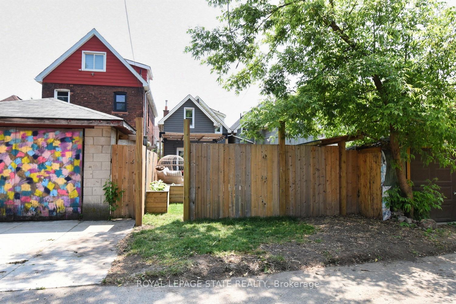 Photo 43 of 61 Chestnut Avenue, Hamilton, Gibson — HOMEH