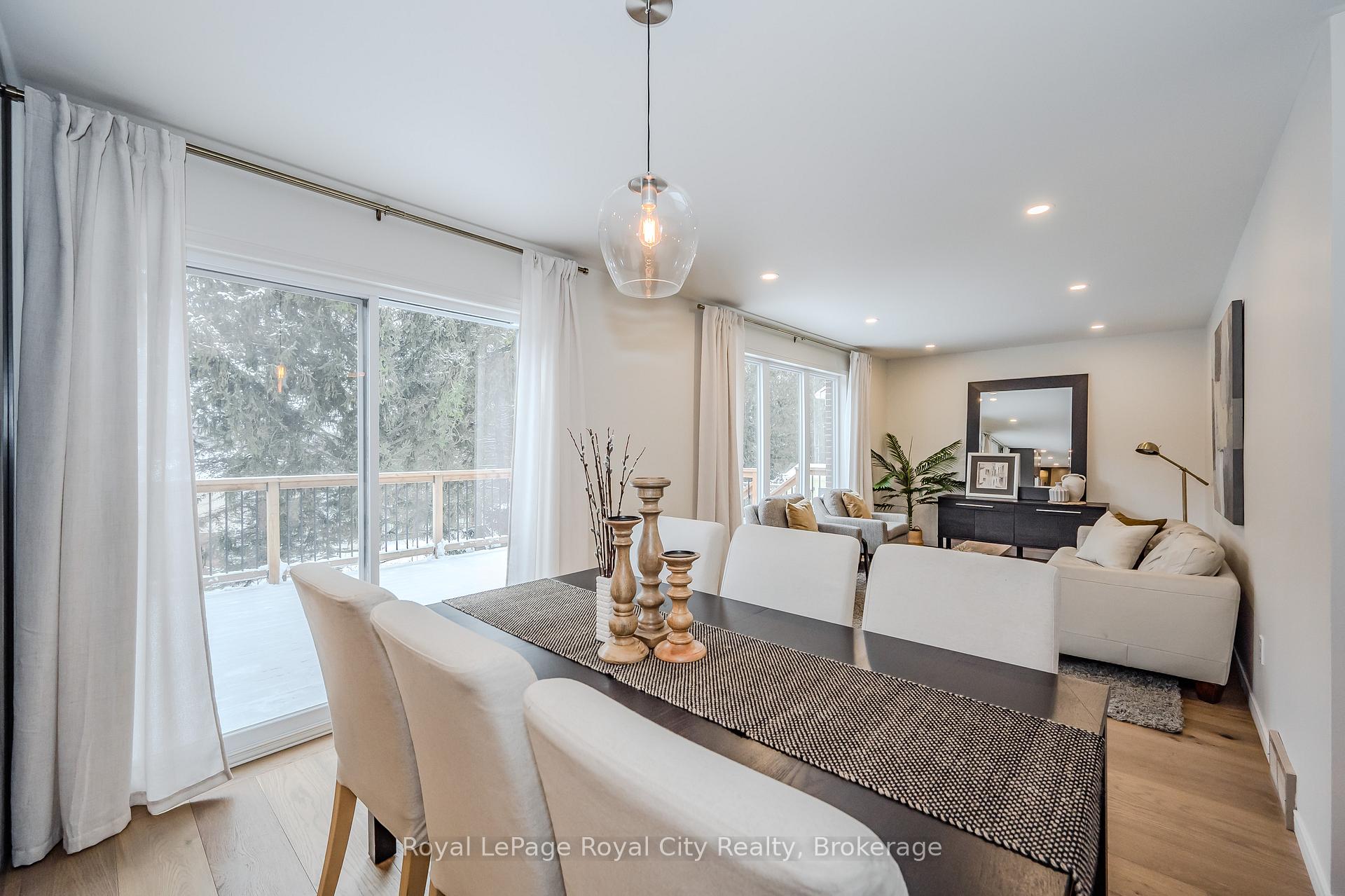 Photo 11 of 24 Bridlewood Drive, Guelph, Kortright Hills — HOMEH