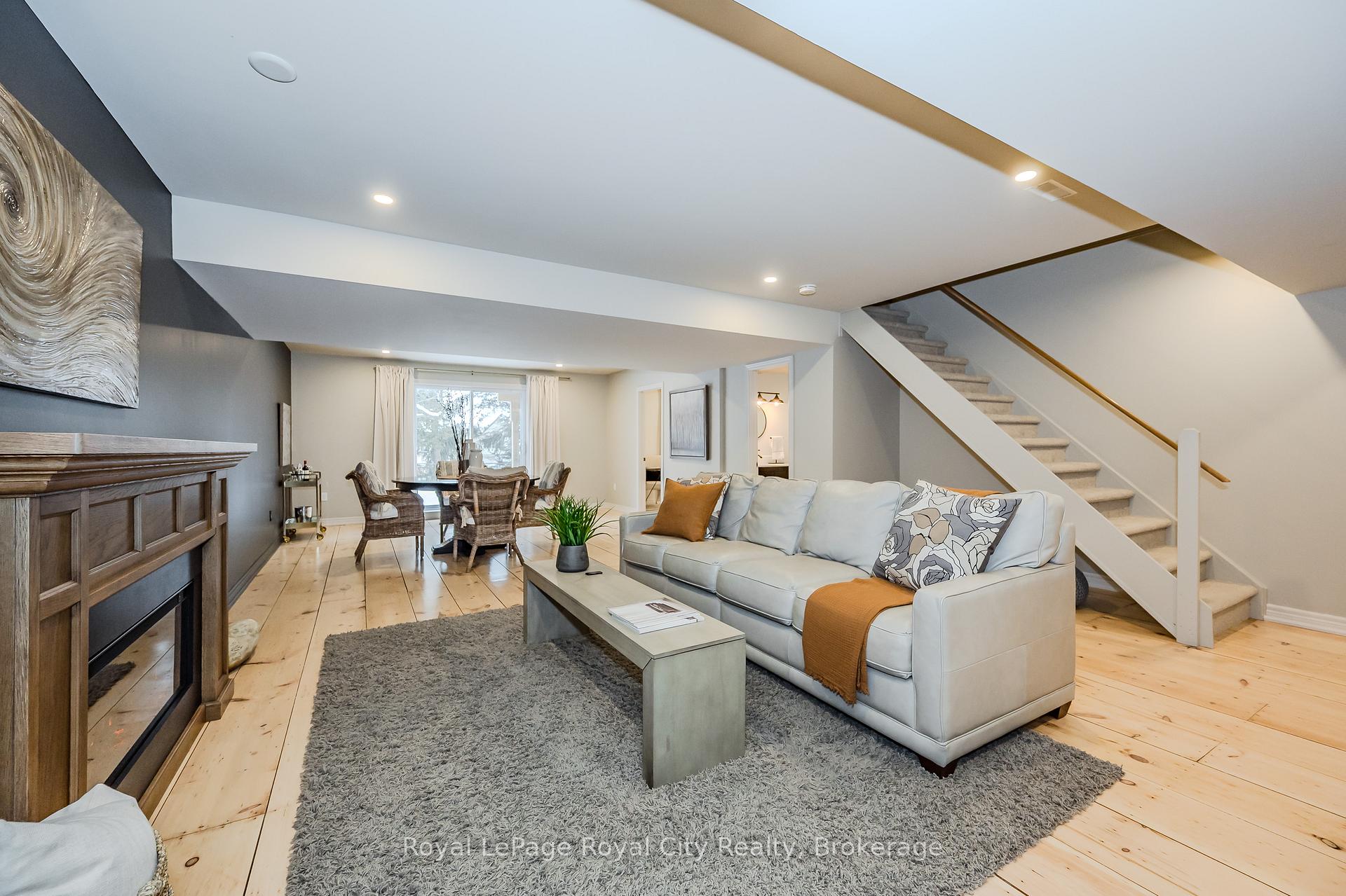 Photo 25 of 24 Bridlewood Drive, Guelph, Kortright Hills — HOMEH