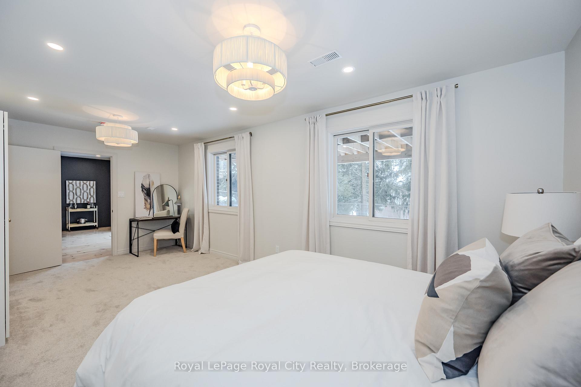 Photo 30 of 24 Bridlewood Drive, Guelph, Kortright Hills — HOMEH