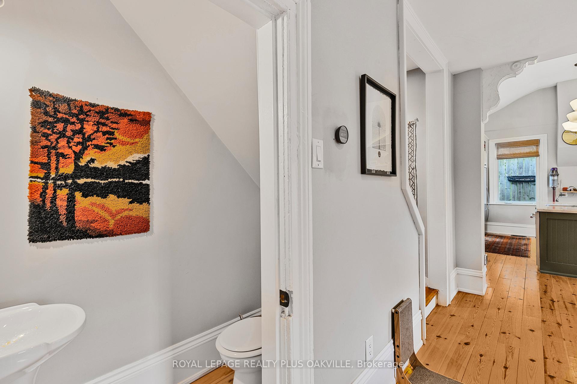 Photo 11 of 73 Pearl Street N, Hamilton, Strathcona — HOMEH