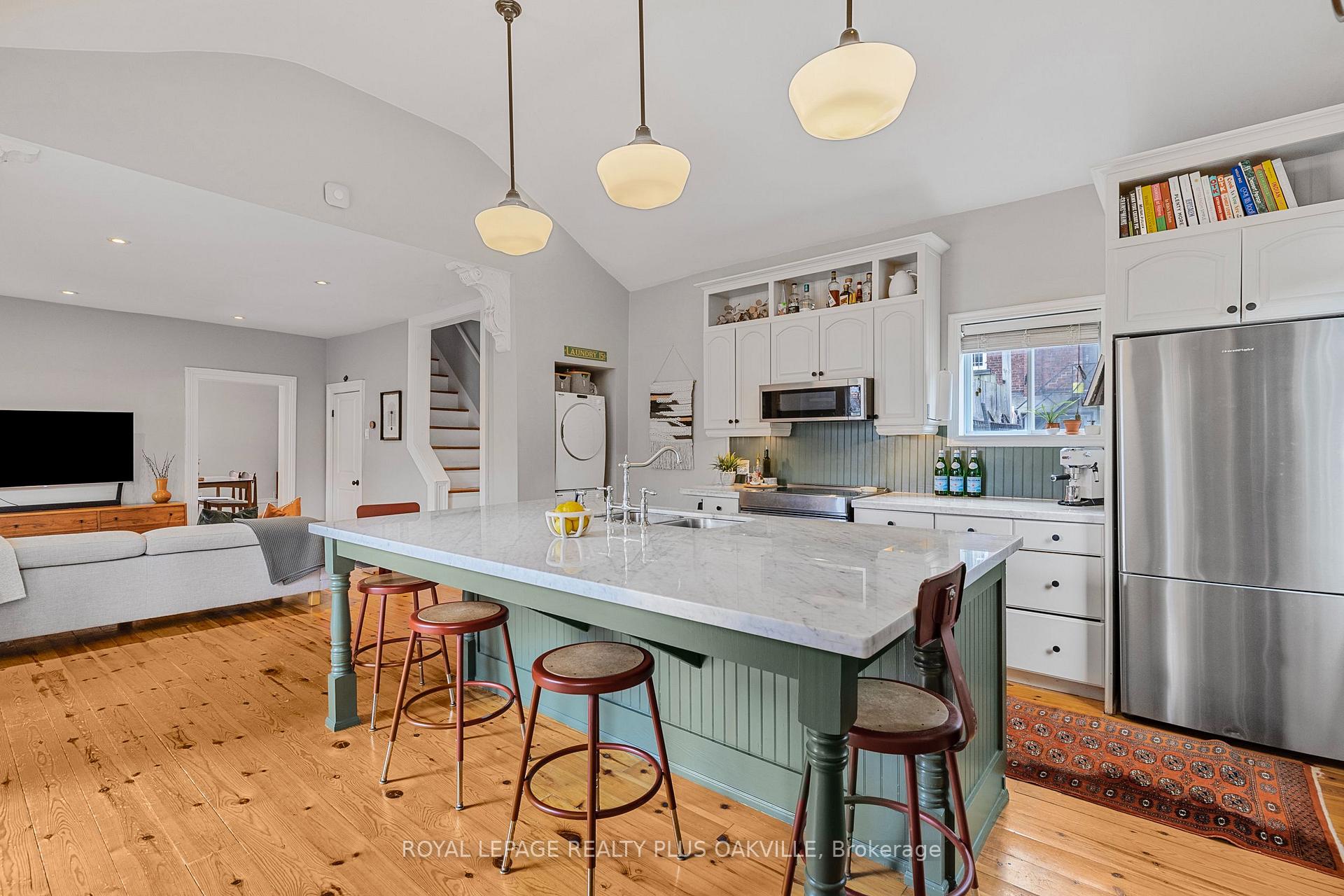 Photo 13 of 73 Pearl Street N, Hamilton, Strathcona — HOMEH
