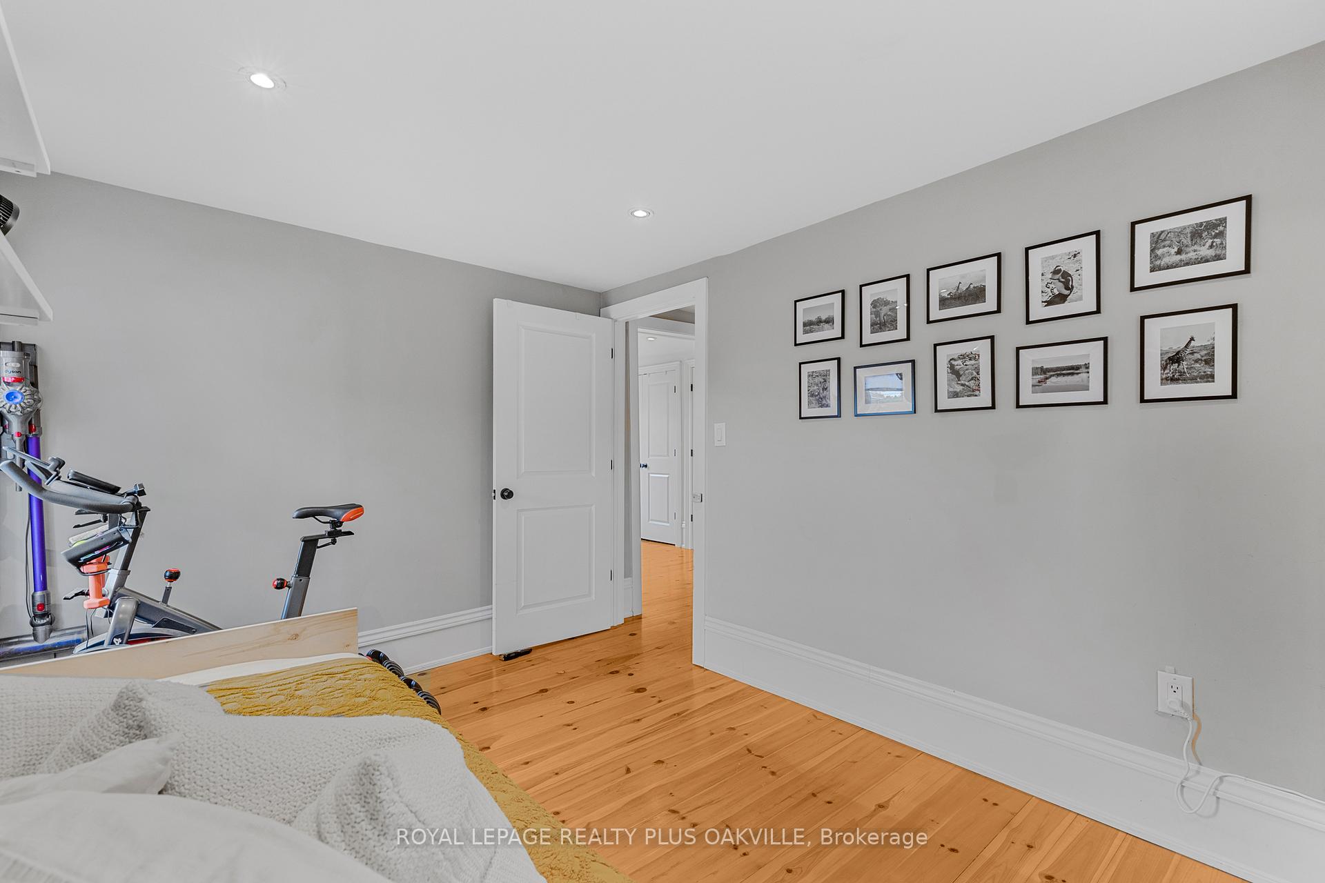 Photo 21 of 73 Pearl Street N, Hamilton, Strathcona — HOMEH