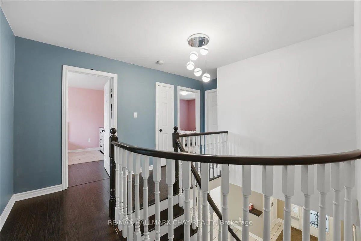 Photo 31 of 102 Esther Drive, Barrie, Painswick South — HOMEH