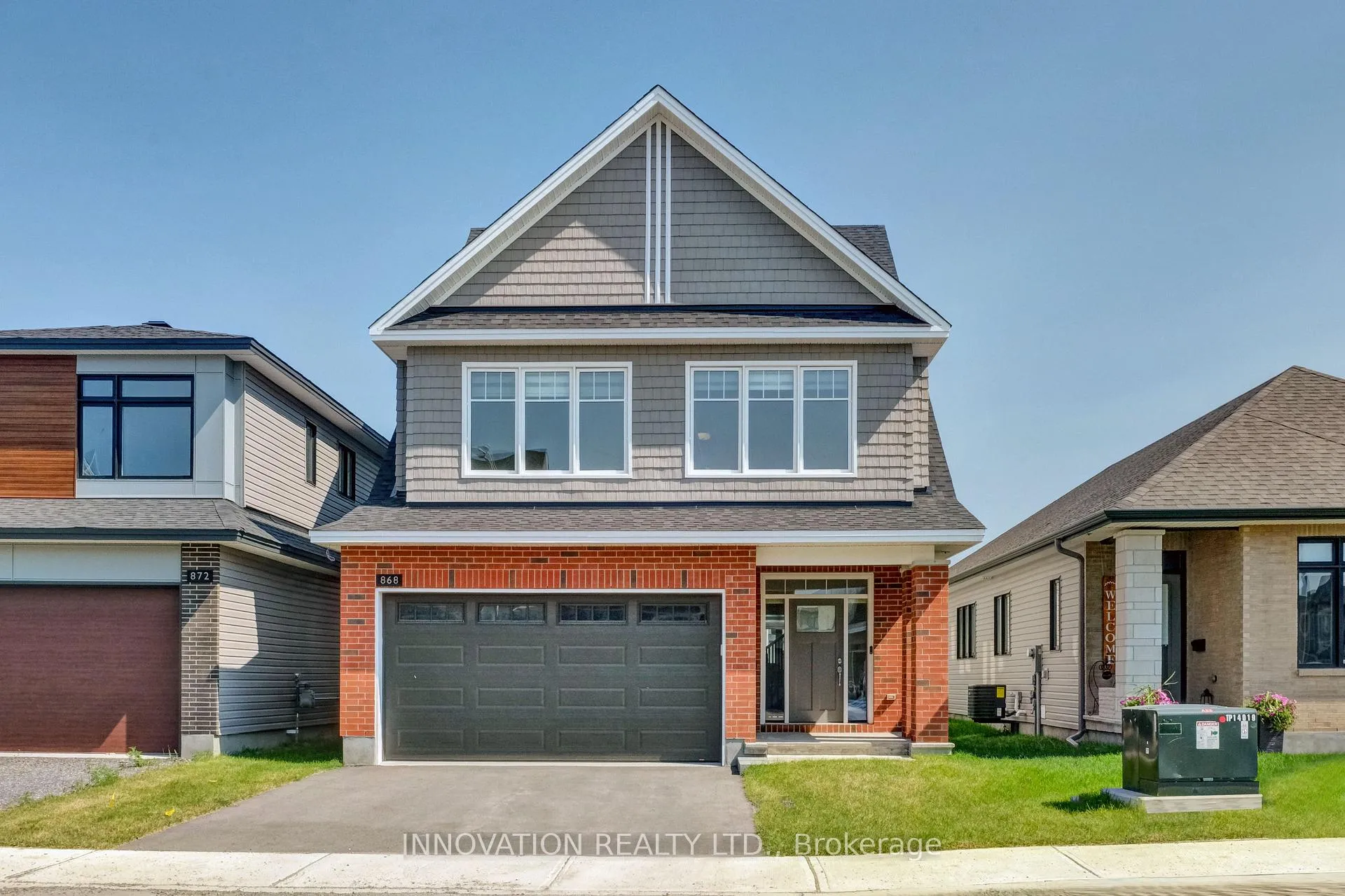 Front of 868 Snowdrop Crescent