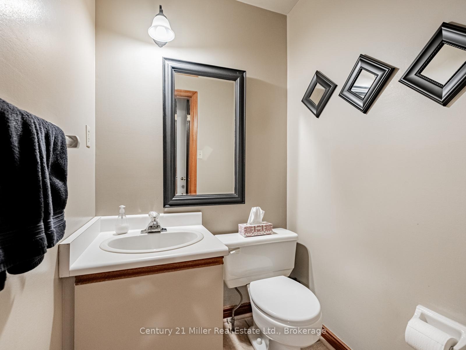 Photo 18 of 181 Meadowbrook Drive, Hamilton, Ancaster — HOMEH