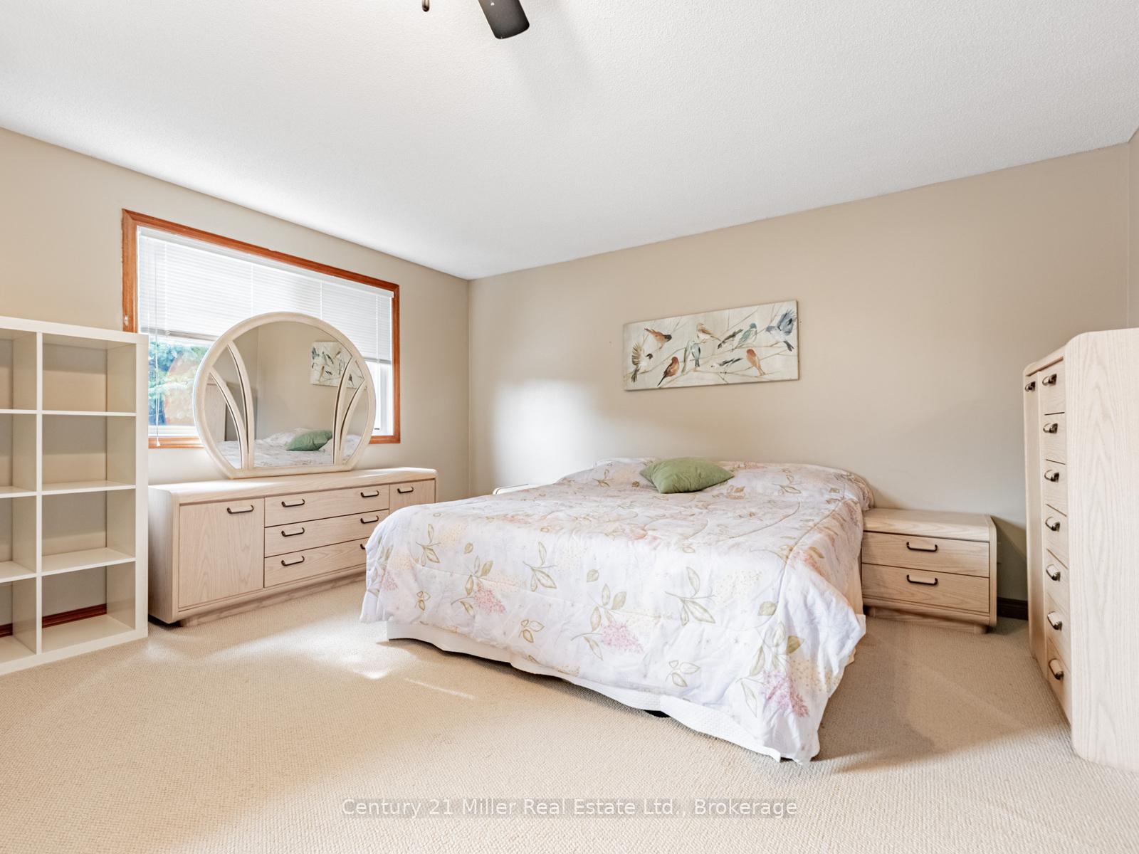 Photo 22 of 181 Meadowbrook Drive, Hamilton, Ancaster — HOMEH