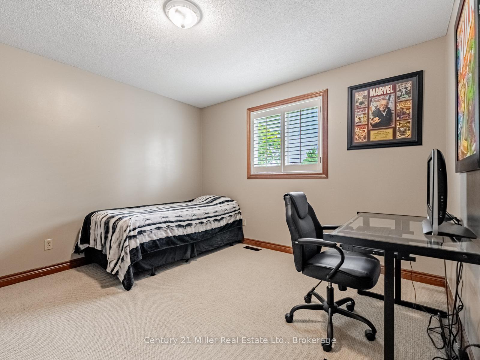 Photo 30 of 181 Meadowbrook Drive, Hamilton, Ancaster — HOMEH