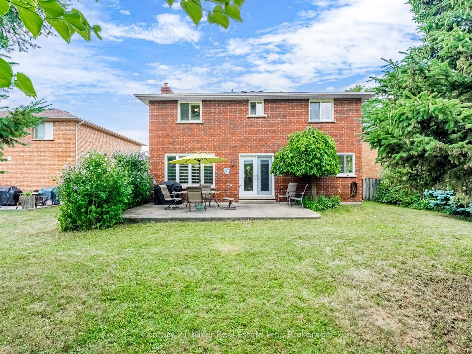 Photo 32 of 181 Meadowbrook Drive, Hamilton, Ancaster — HOMEH