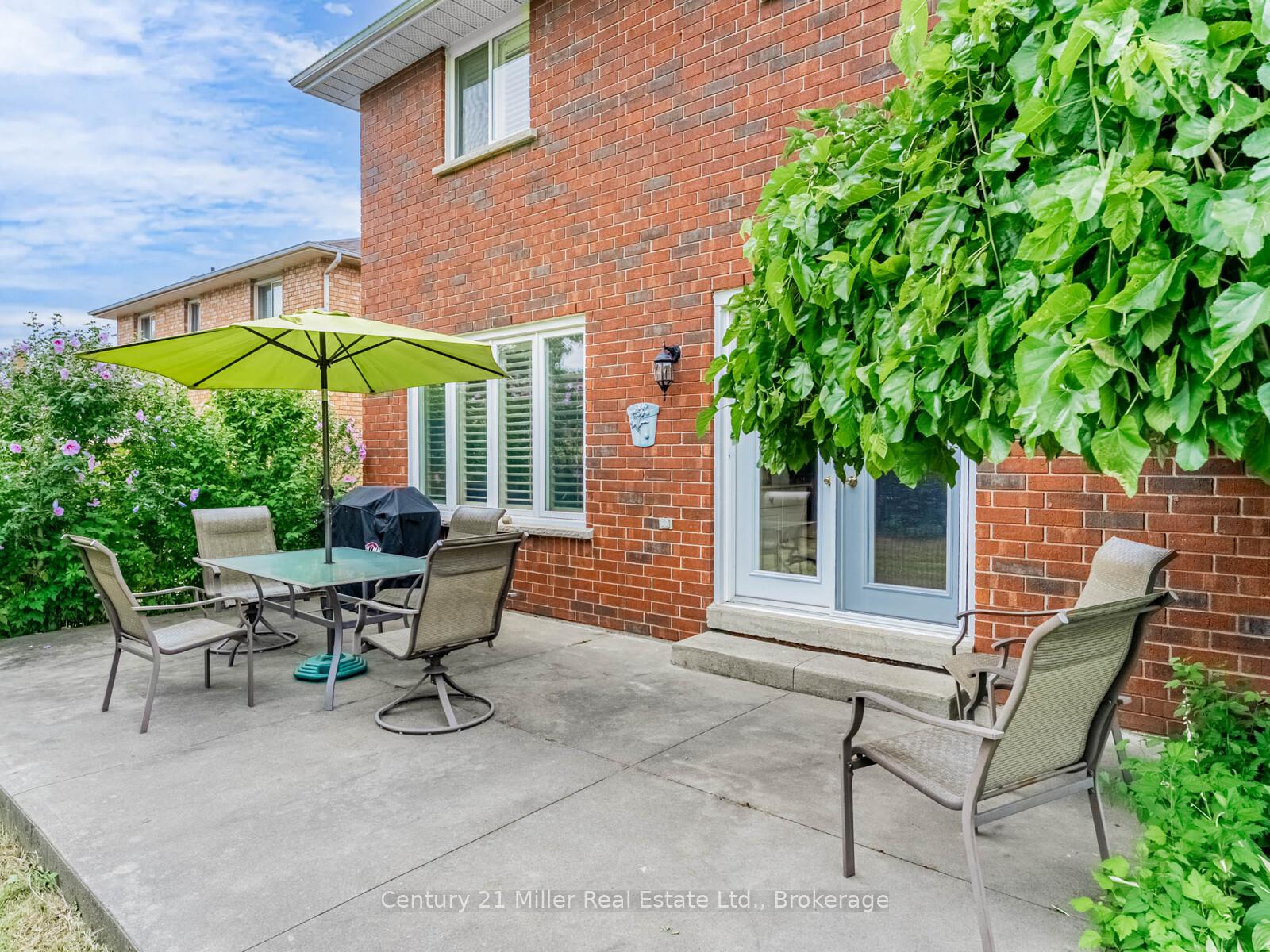 Photo 34 of 181 Meadowbrook Drive, Hamilton, Ancaster — HOMEH