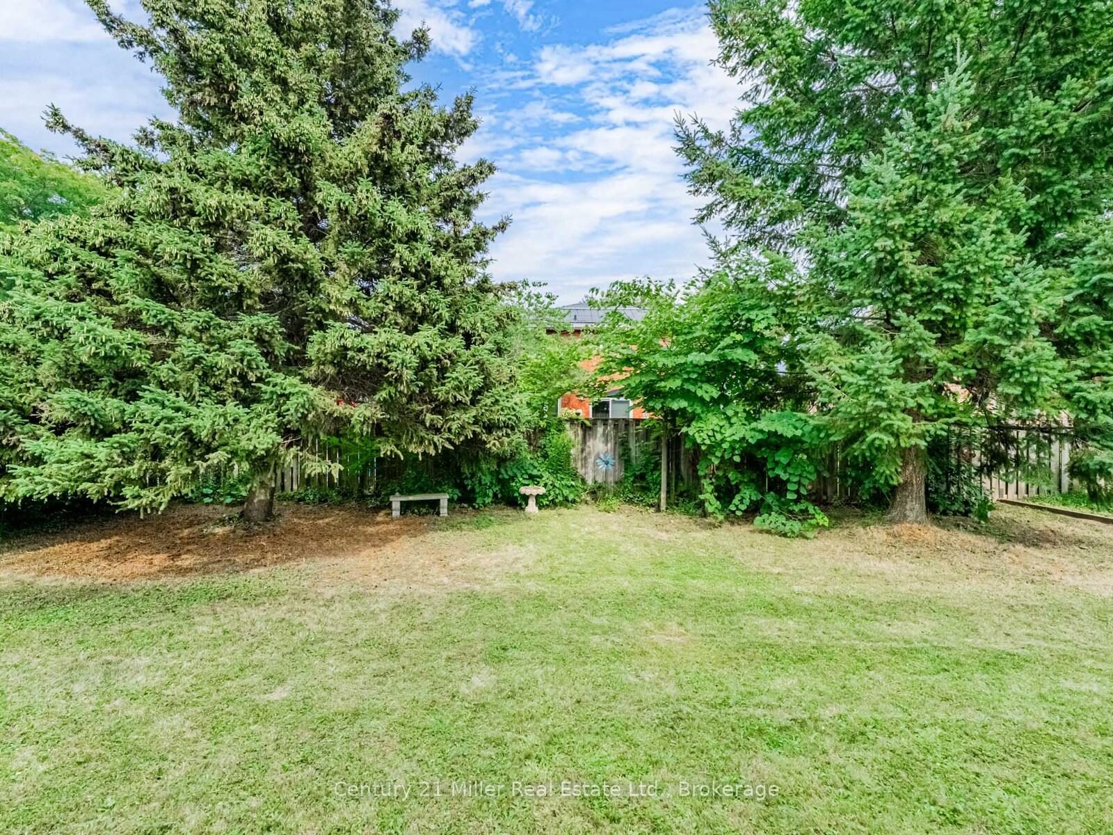 Photo 37 of 181 Meadowbrook Drive, Hamilton, Ancaster — HOMEH
