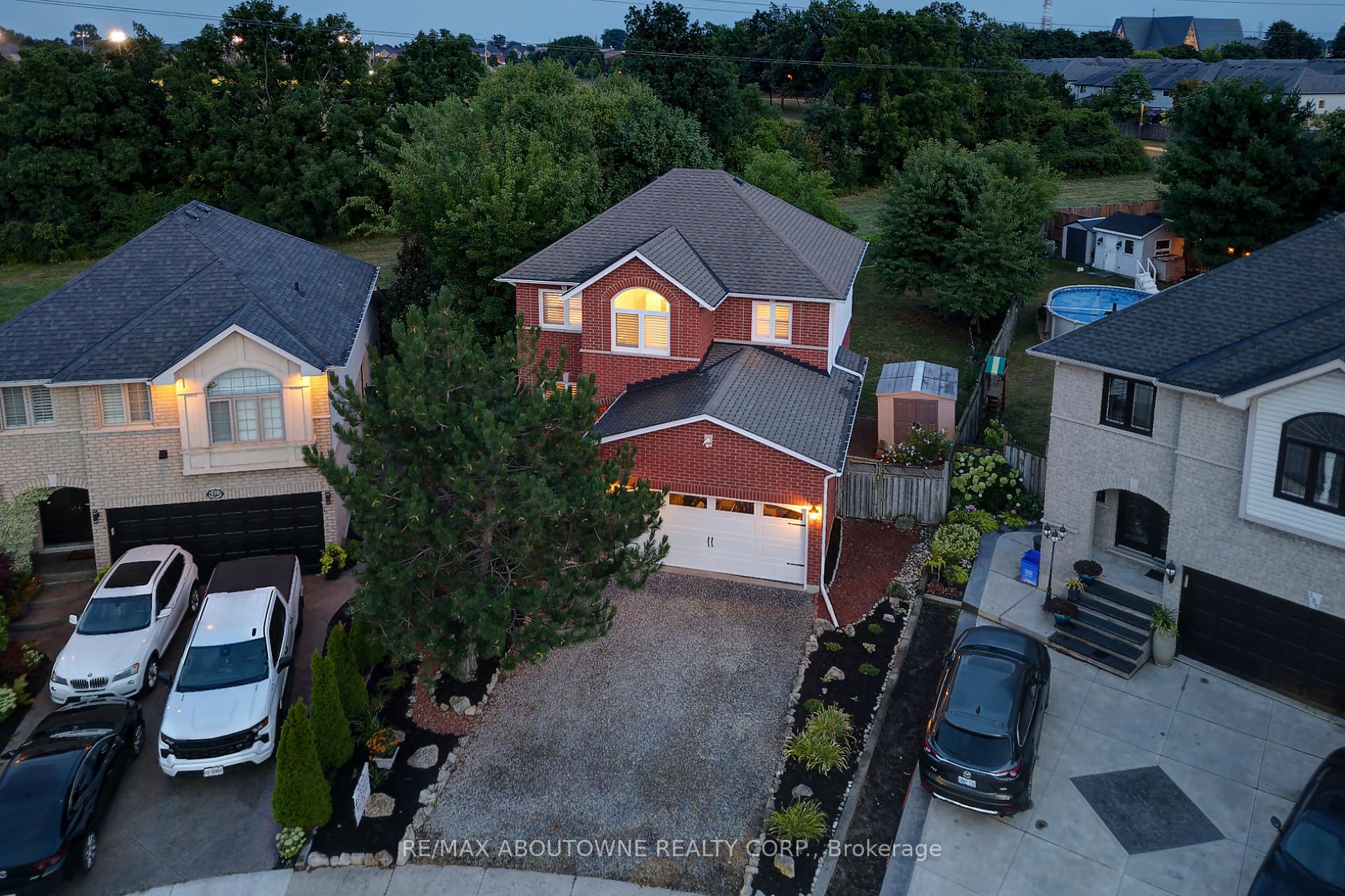 Photo 2 of 163 Fano Drive, Hamilton, Butler — HOMEH
