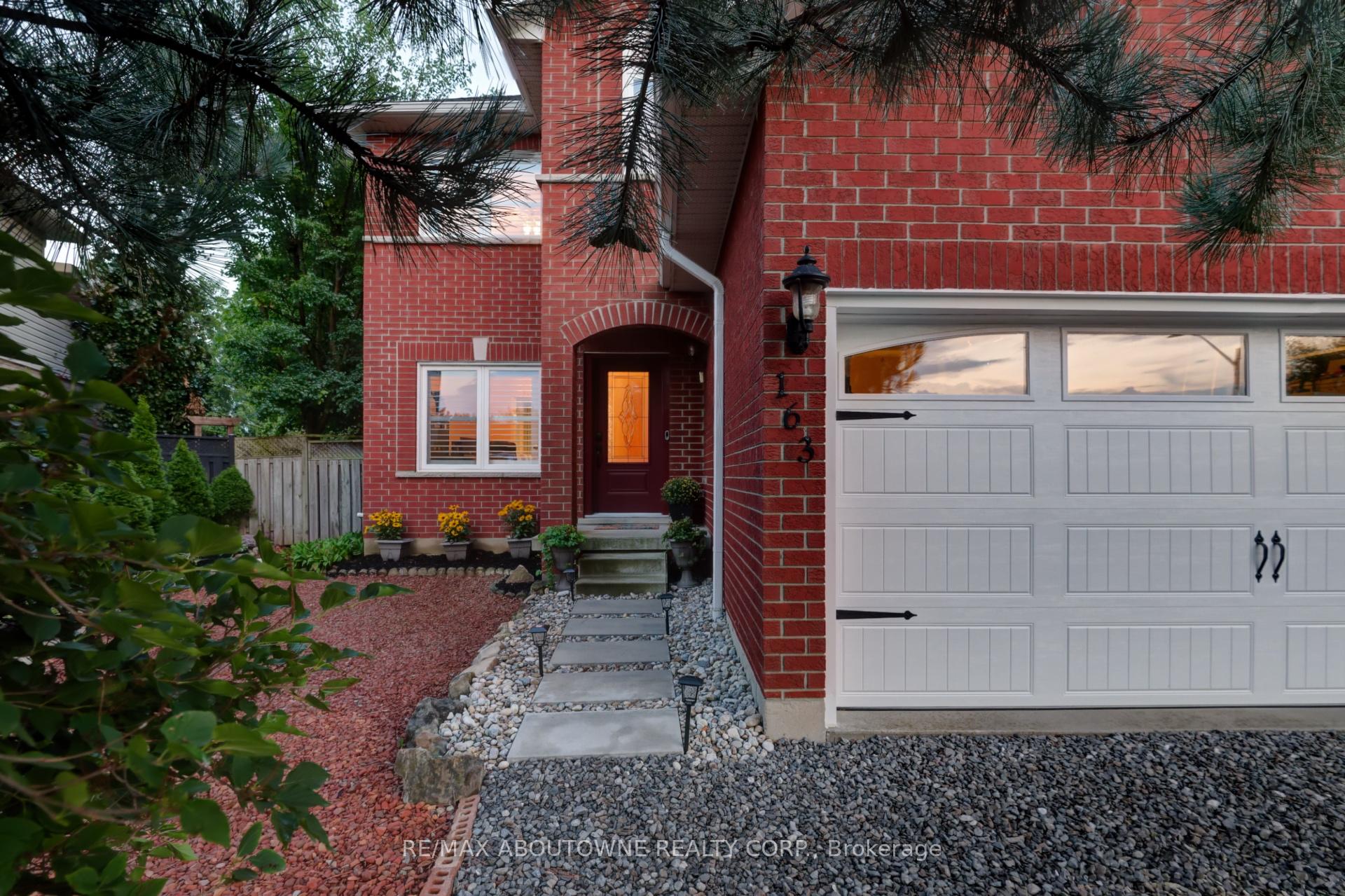 Photo 3 of 163 Fano Drive, Hamilton, Butler — HOMEH