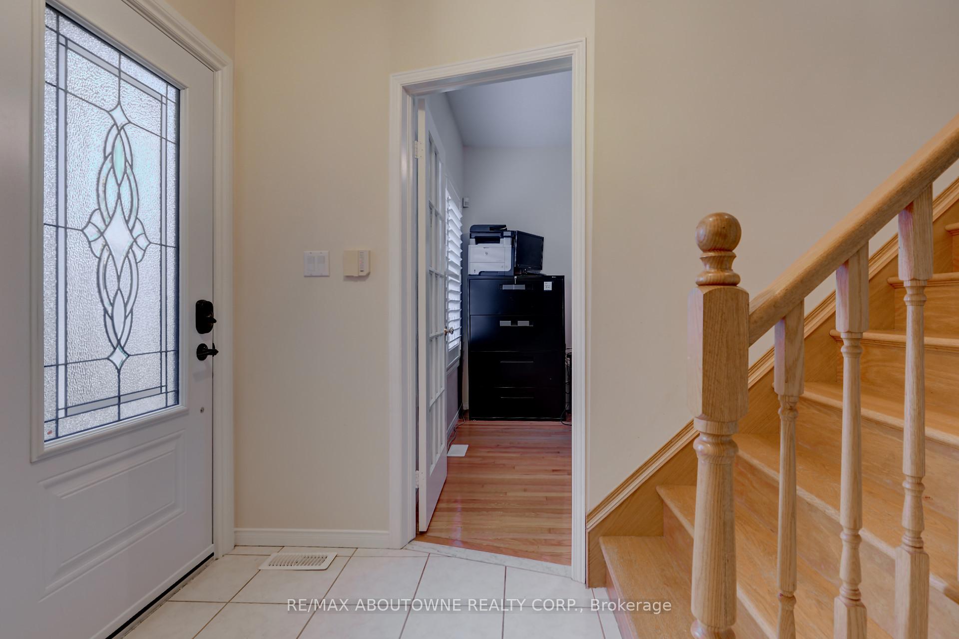 Photo 4 of 163 Fano Drive, Hamilton, Butler — HOMEH