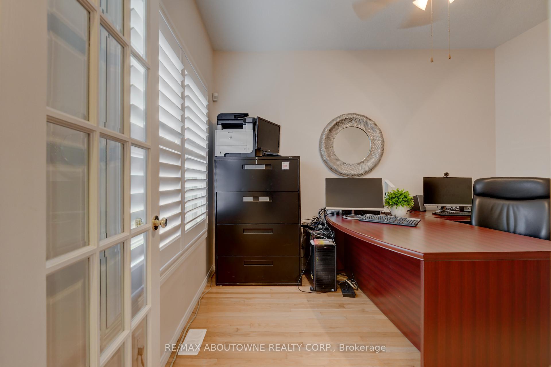 Photo 15 of 163 Fano Drive, Hamilton, Butler — HOMEH